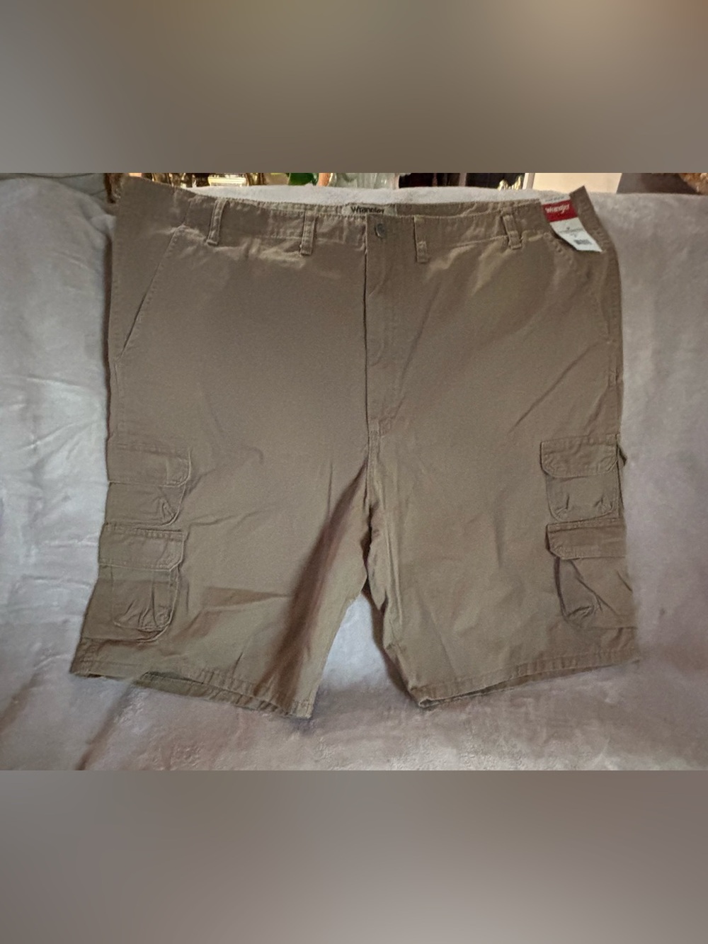 Wrangler Men's Cargo Shorts Khaki Sz46 NWT